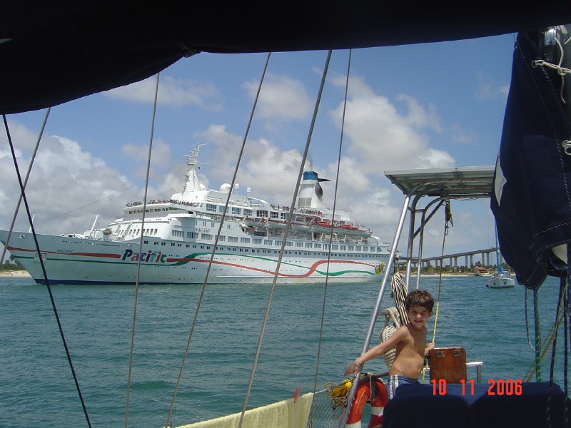 Navios de perto